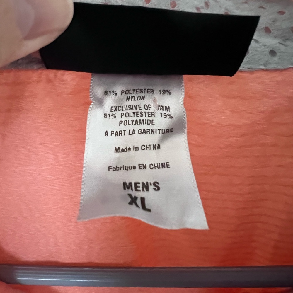 Patagonia Men’s Coral and Gray Utility Jacket - Picture 3 of 10